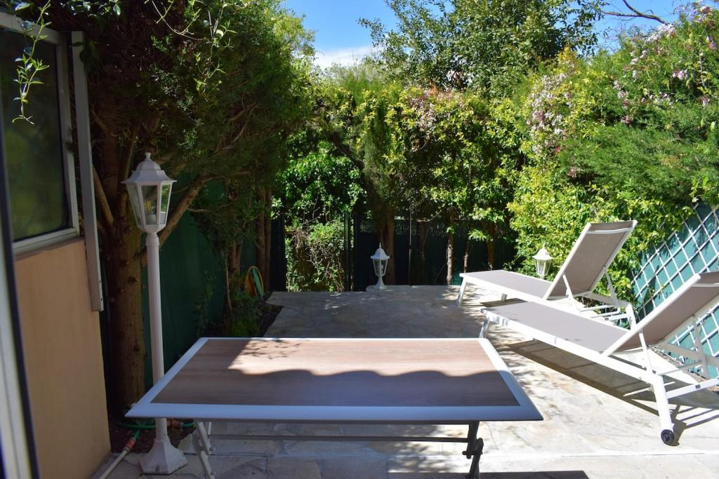 Cap d'Antibes Duplex studio Garden-terrace Beaches - 1