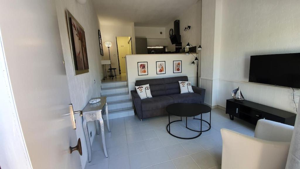 Cap d'Antibes Duplex studio Garden-terrace Beaches - 3