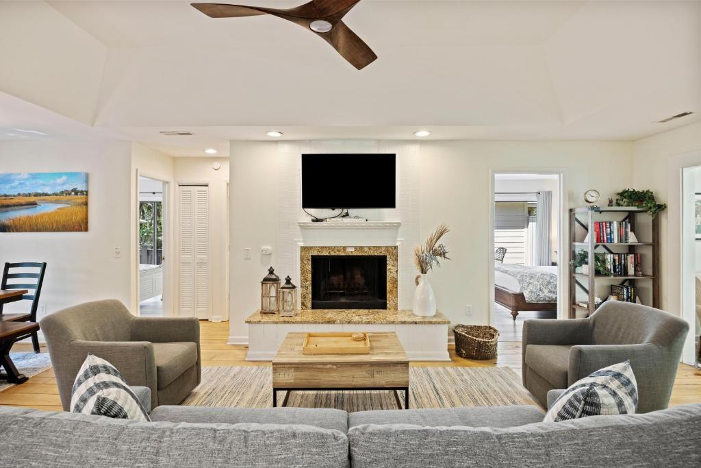 SP1054: 1054 Sparrow Pond, Kiawah Island