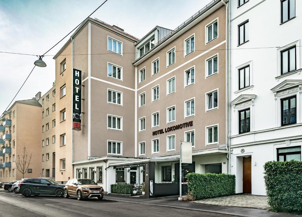 Hotel Lokomotive - 2