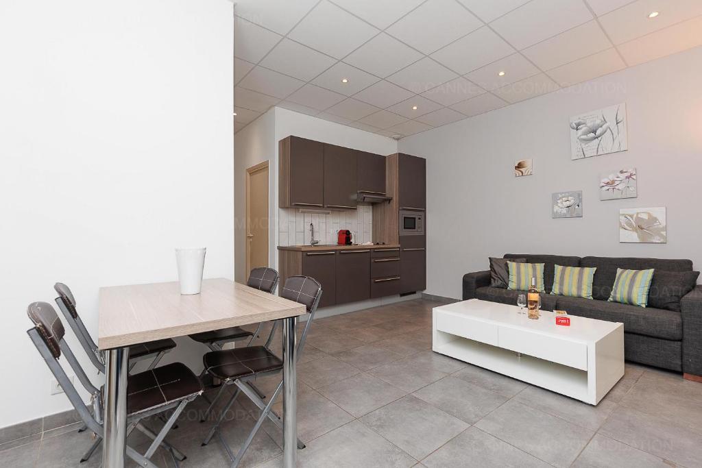 Residence Aout 12, Cannes