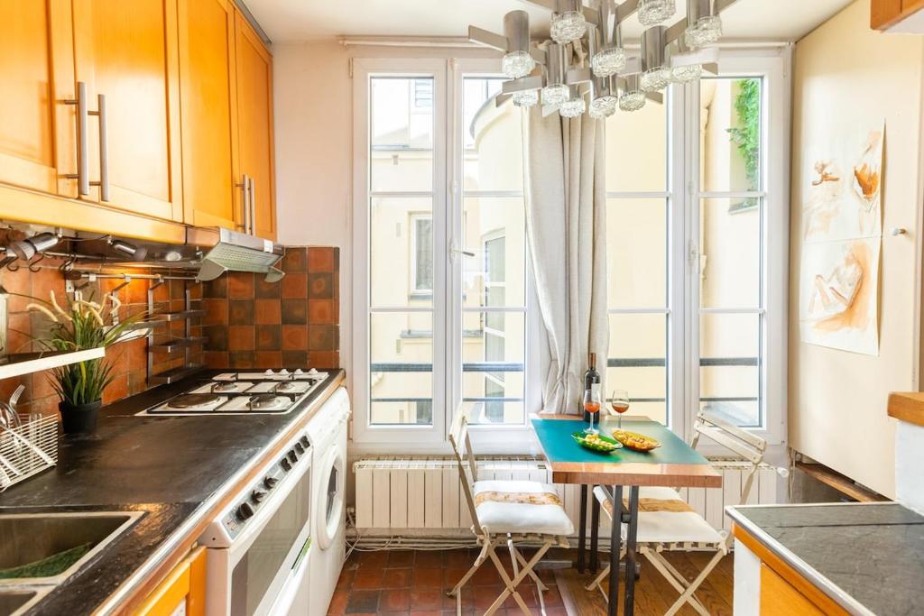Apartment 3P Baroque with Rooftop View - 4