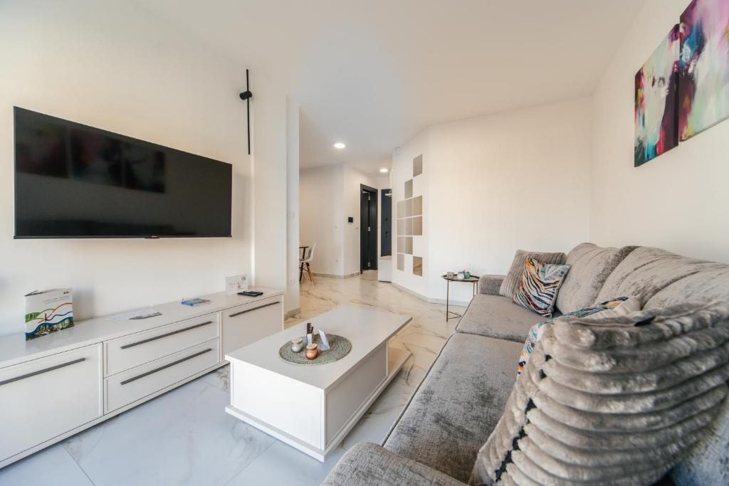 Harizma apartmani - Avenija - 4