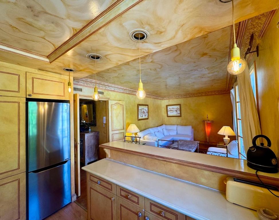 Appartement Place des Lices, Saint-Tropez - 5
