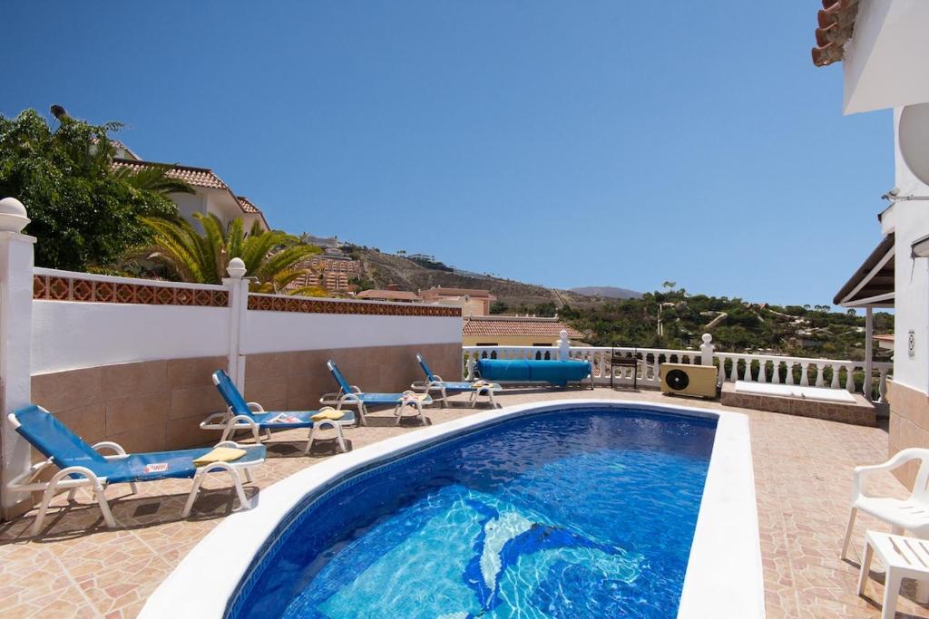Villa Ana Lovely Central 2 Bedroom Villa - 2