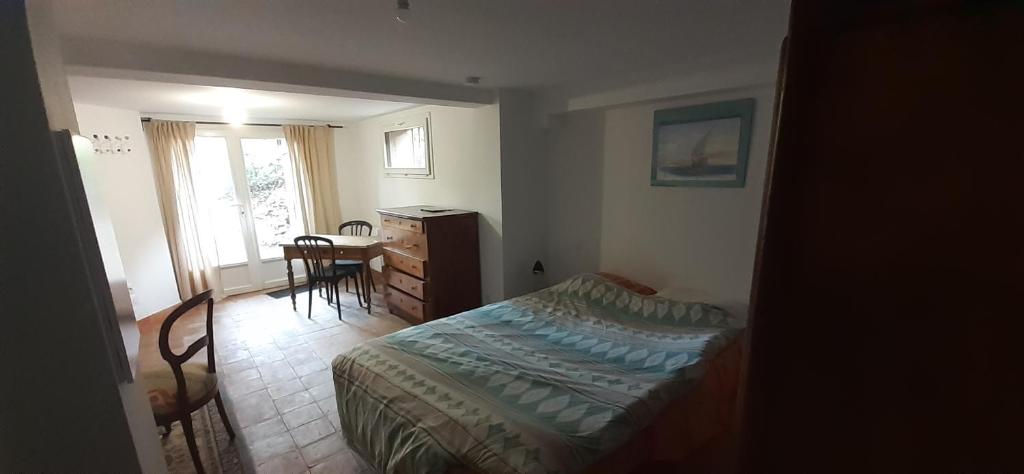 Studio indépendant au calme proche d'Aix en Provence - 1