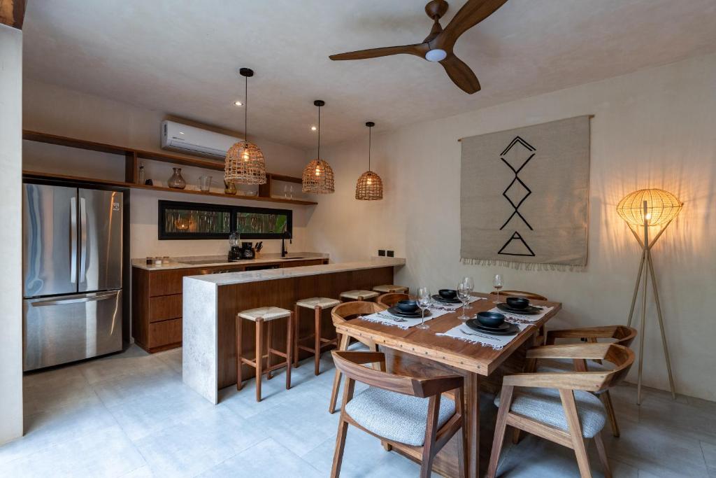 Moonstone - Villa with private pool and 24hrs security & Beach club access - 4