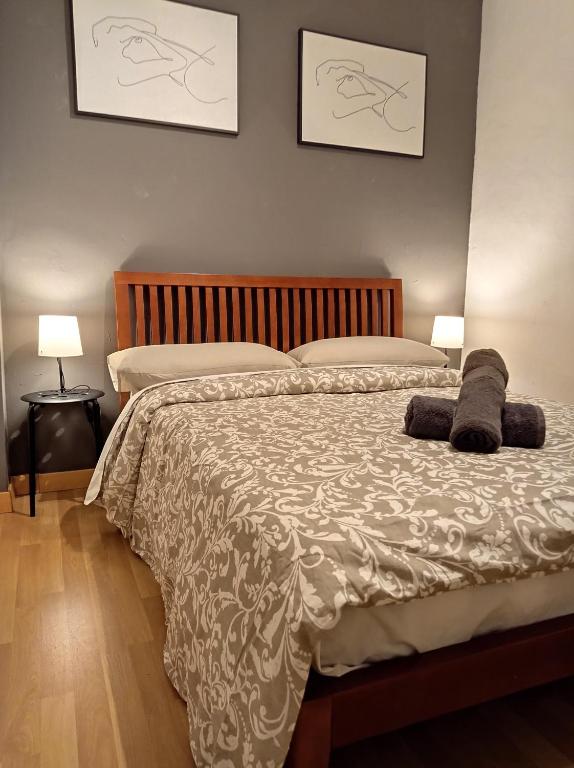 Private doble & single rooms city center, Barcelona