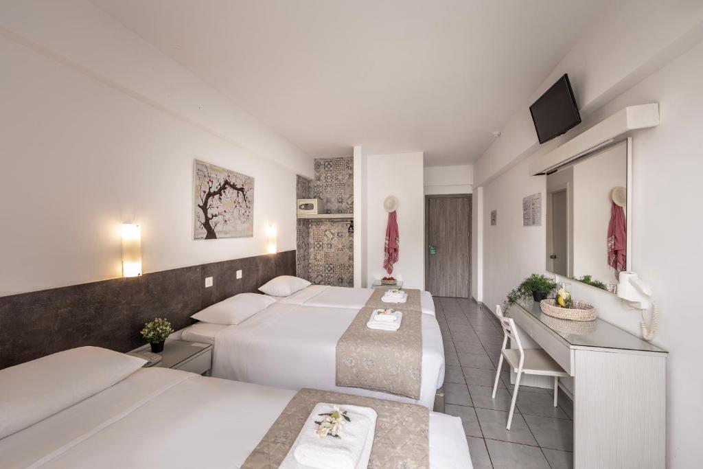 Cactus — Hotel rooms in Larnaca, Larnaca Region