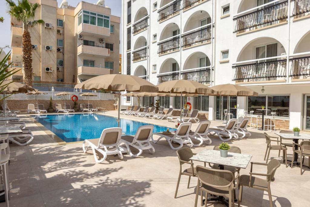Cactus — Swimming pool in Larnaca, Larnaca Region