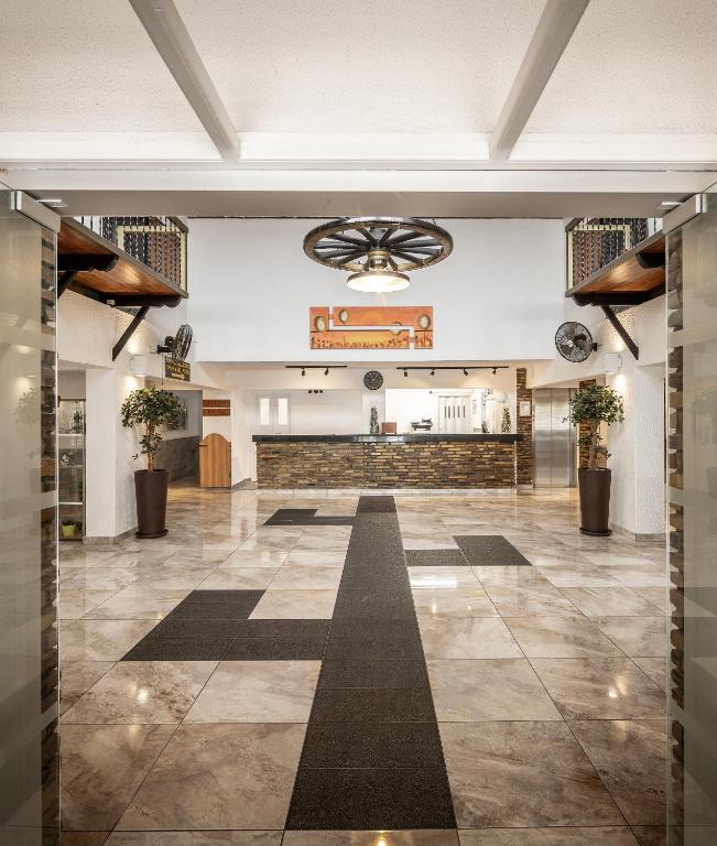 Cactus — Hotel building in Larnaca, Larnaca Region