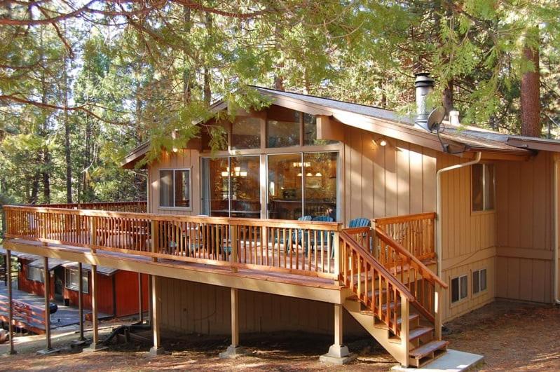 10B Arrow Lodge, North Wawona