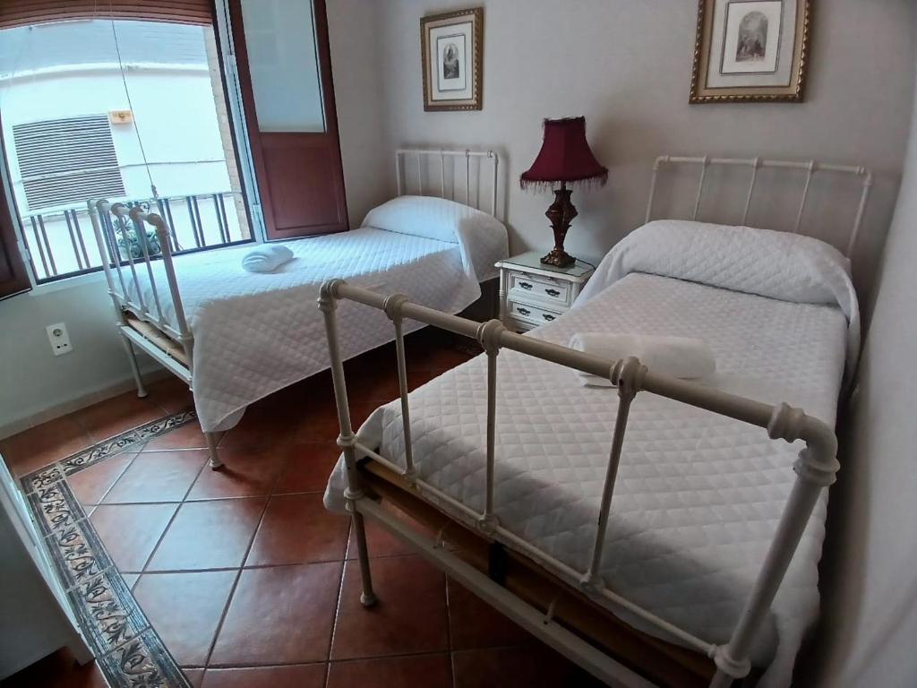Budget and lovely rooms Macarena B - 3