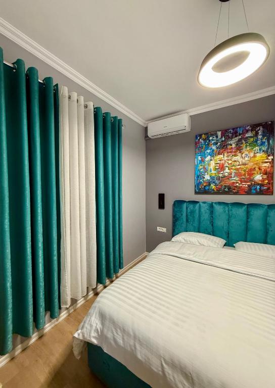 Inida Apartament, Tirana