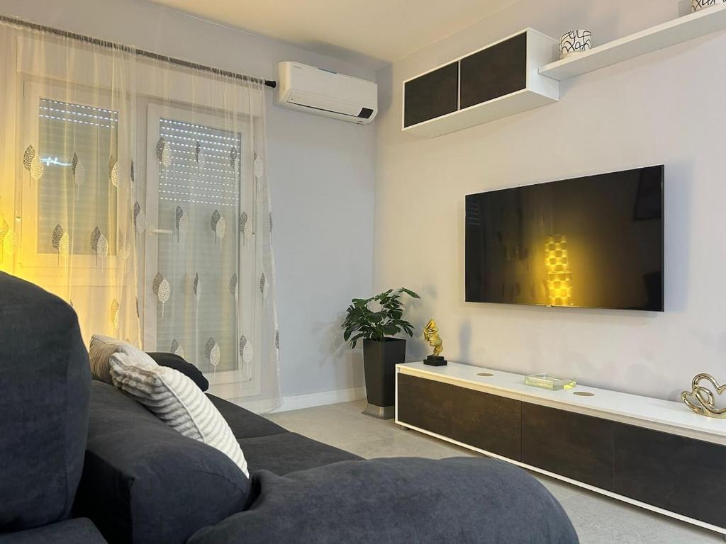 Céntrico apartamento de 2 habitaciones - 2