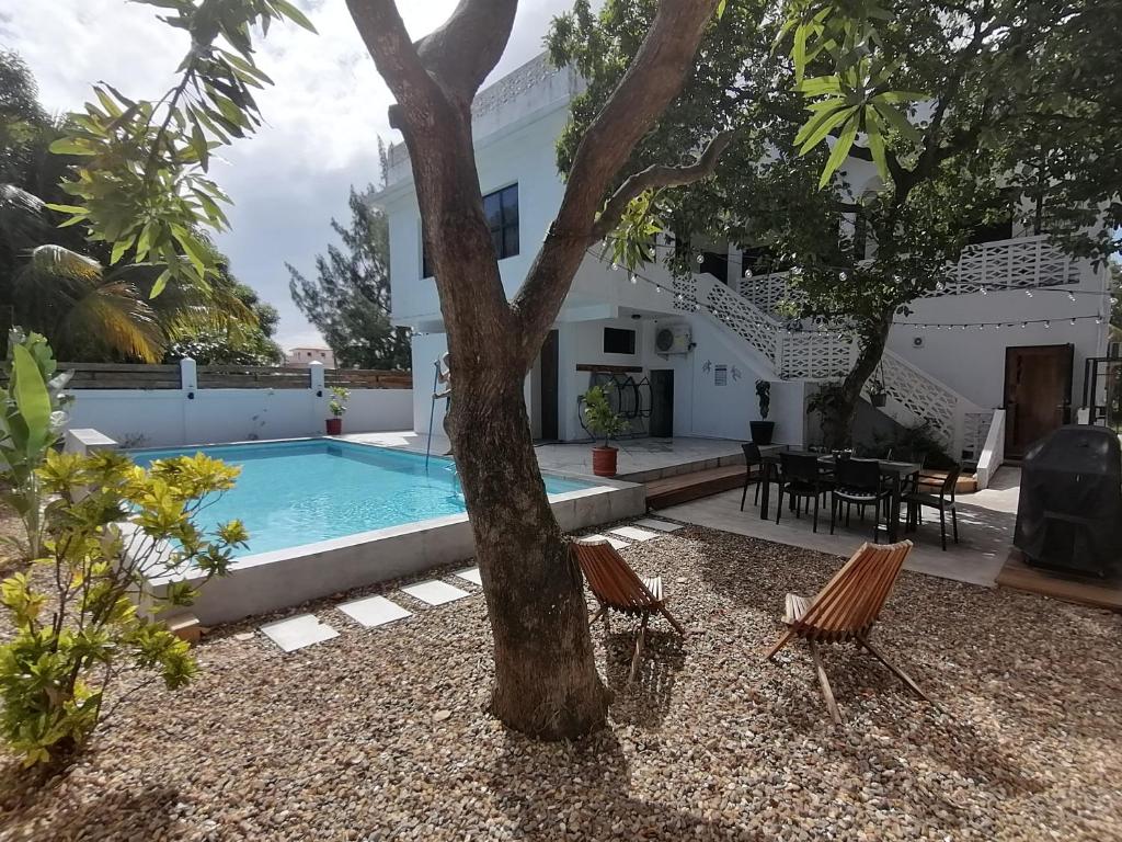 14 Cedar A, Dangriga