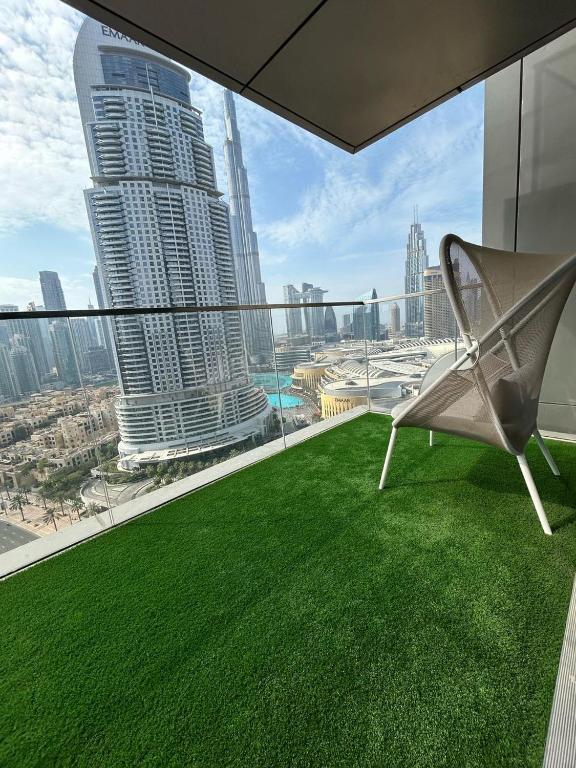 2BR Full Burj Khalifa View - Eid Promo 50 Off, Dubai