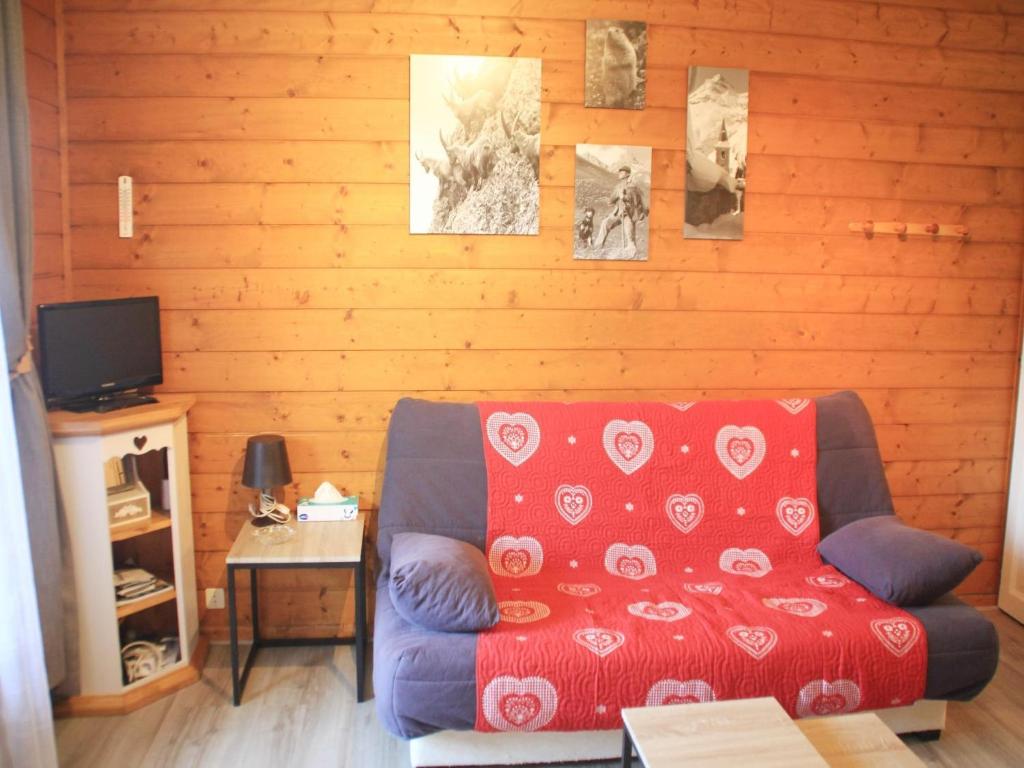 Apartment in Vonnes with Stunning Mountain Views, Châtel