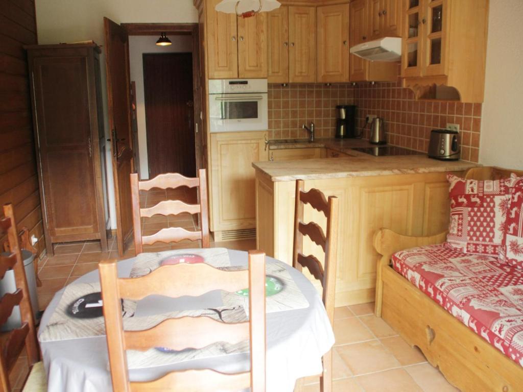 Apartment in Châtel near Ski Lifts & Views - 4