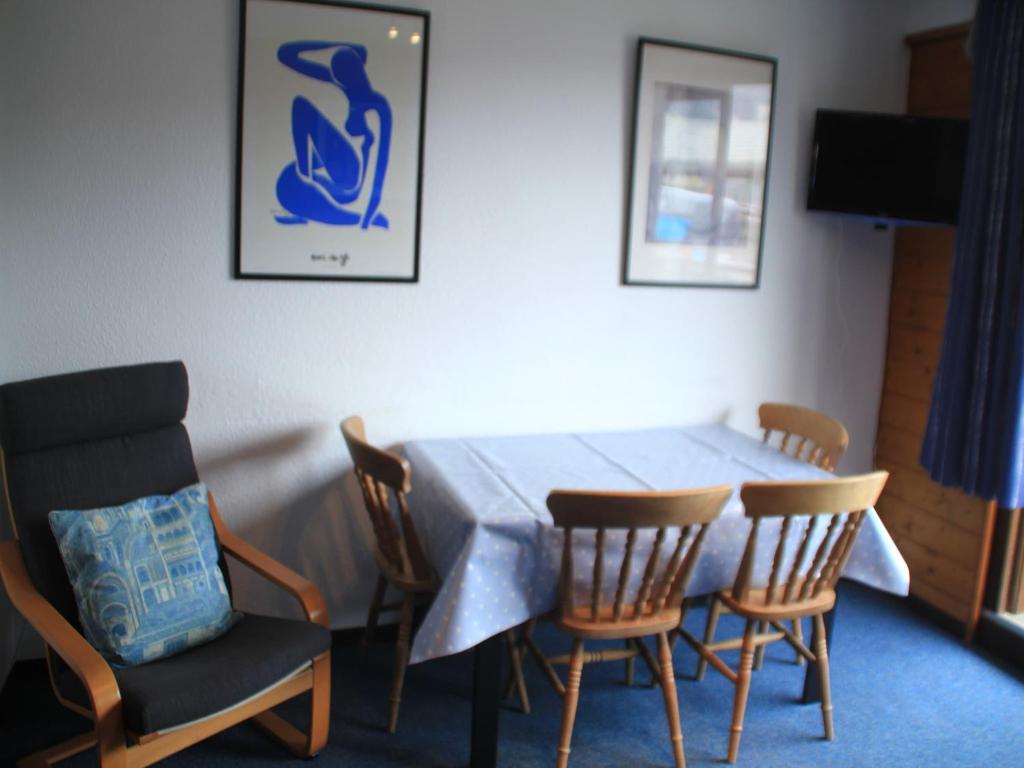Apartment in Abondance Valley with Balcony Views - 2