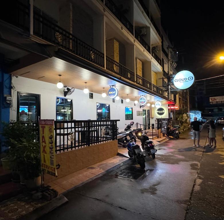 Cloud9 Reloaded, Pattaya Central