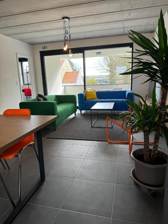 Stay Every Day, Maldegem