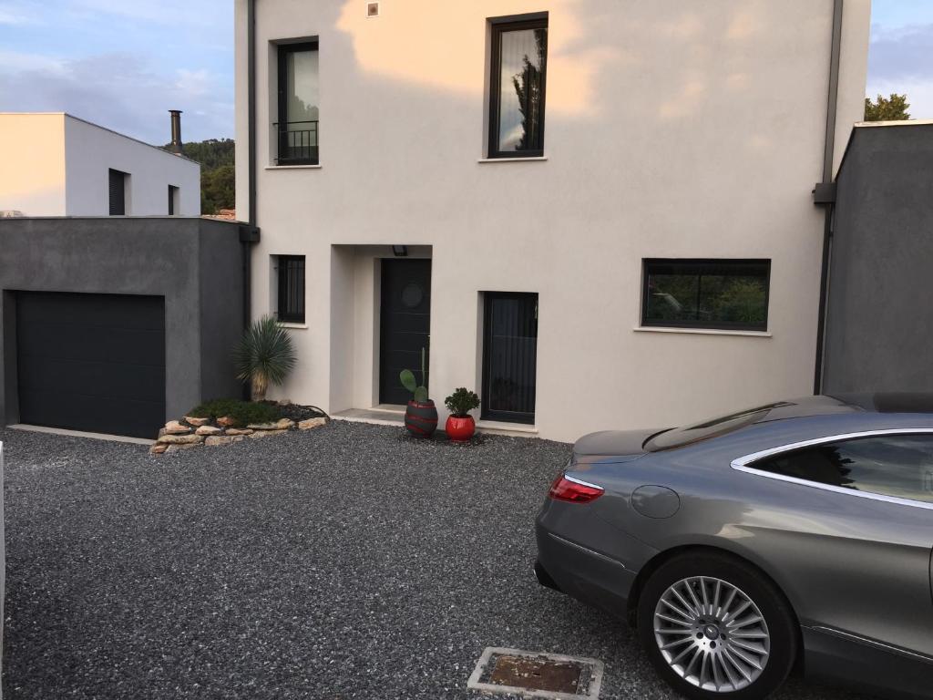Villa avec piscine près des plages - 2