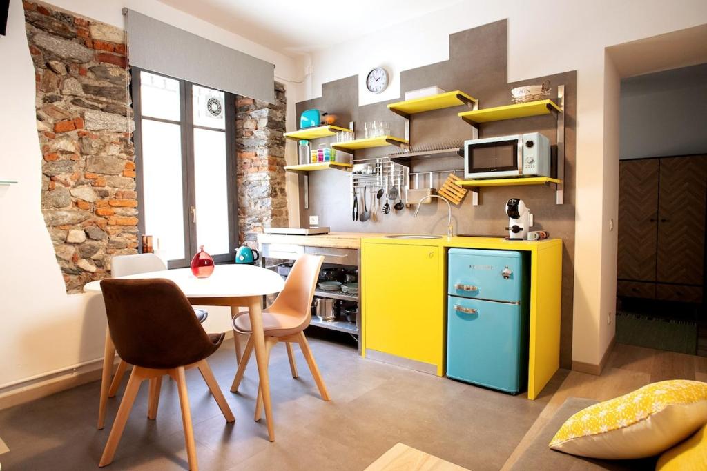 Baby Art Apartment - 1