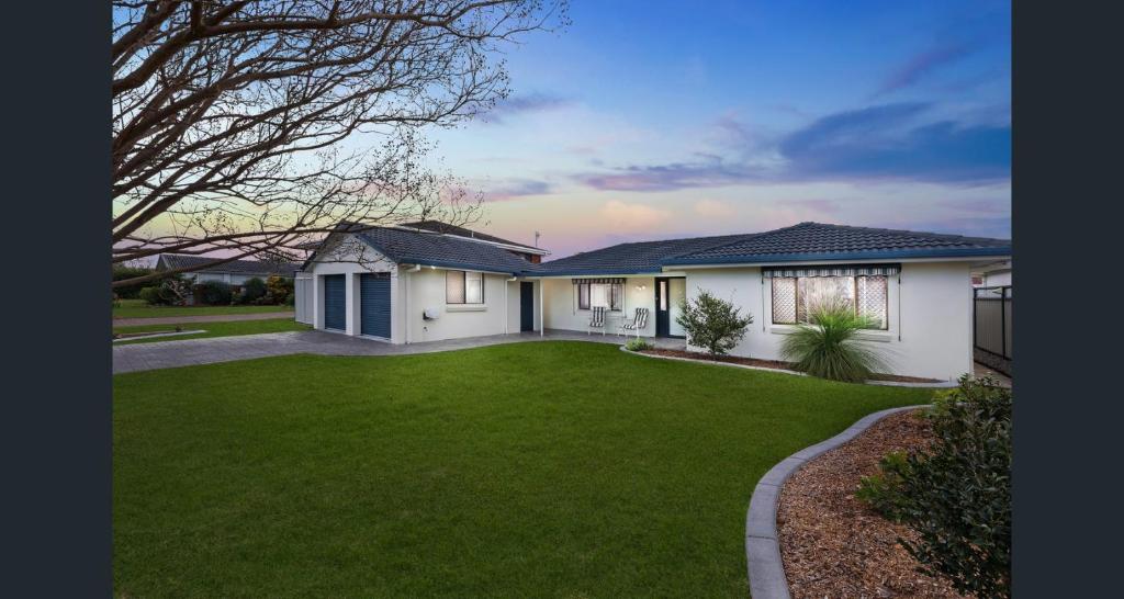 Hooked on Hibbard, Port Macquarie