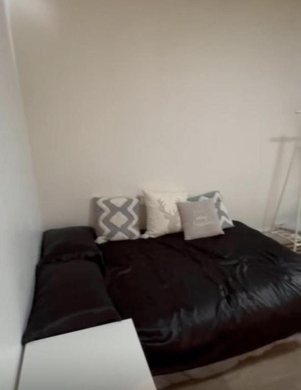 Cosy Studio in heart of Rue Mouffetard - 2