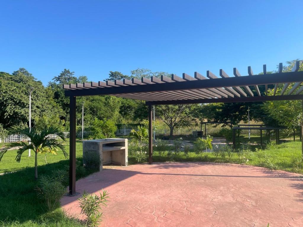 FW Peninsula Rental - 2