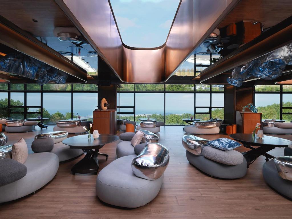 Bar/lounge