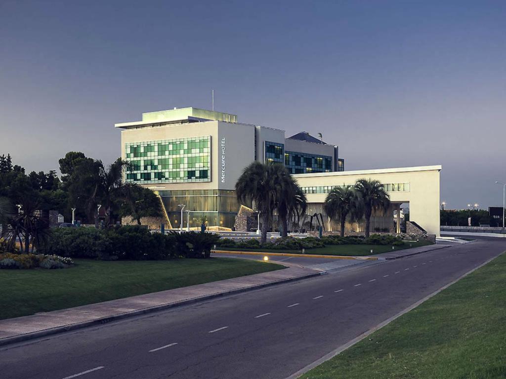 Mercure Santa Rosa La Pampa エントランス