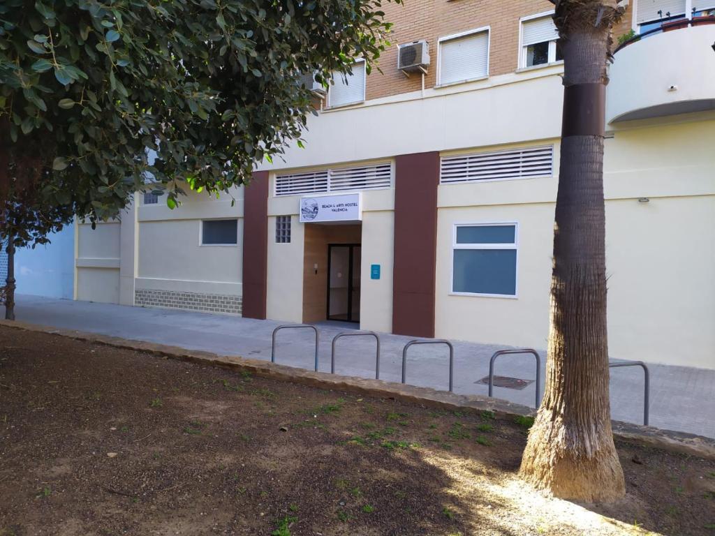 Beach & Arts Hostel Valencia - 3