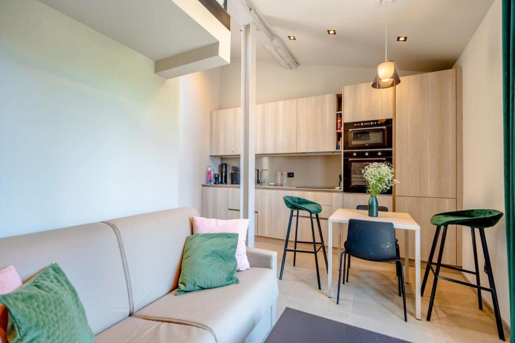 Studio Blanqui l Design & Cozy l Shellter Rentals - 2