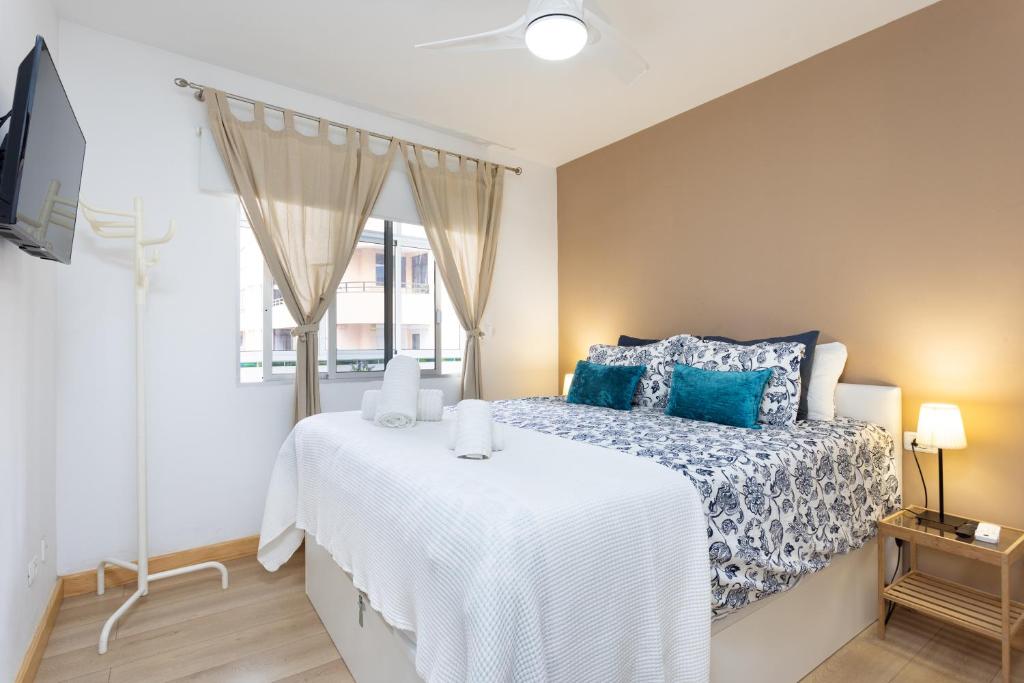 Home2Book Beachside Bright Apt, El Médano - 3