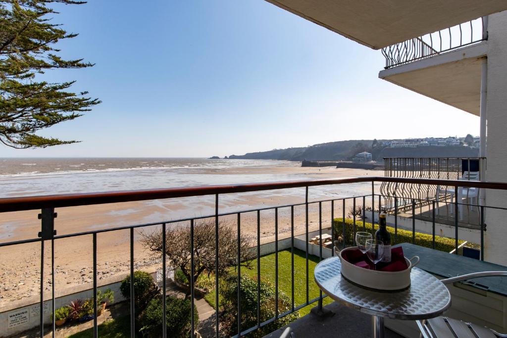 Beachside - Sea Views Village Centre Saundersfoot, Saundersfoot