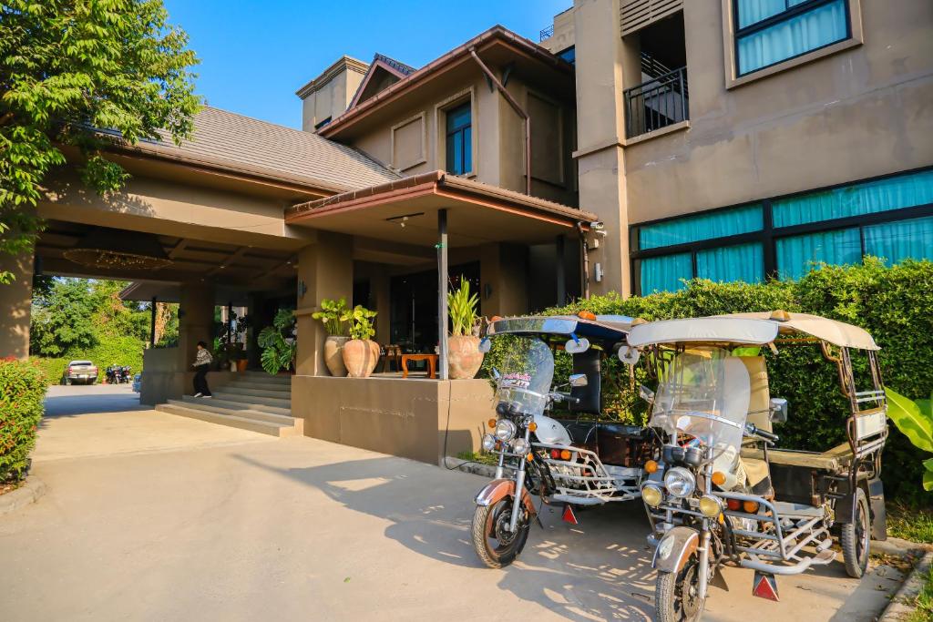 ทัศนียภาพภายนอกโรงแรม