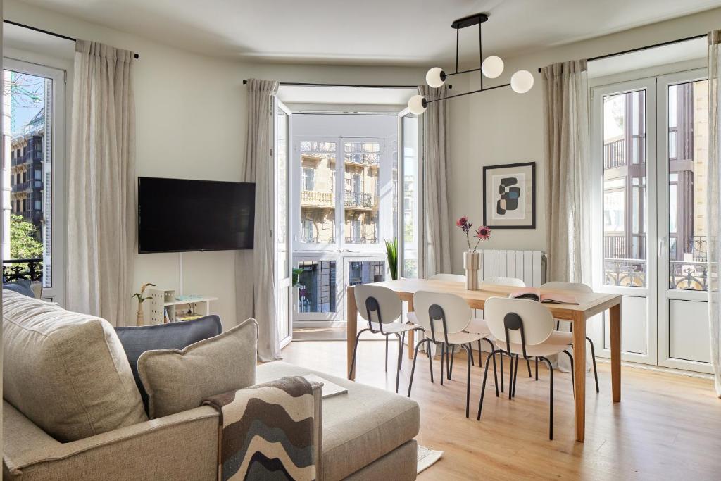 Urbieta Suite by FeelFree Rentals, San Sebastián