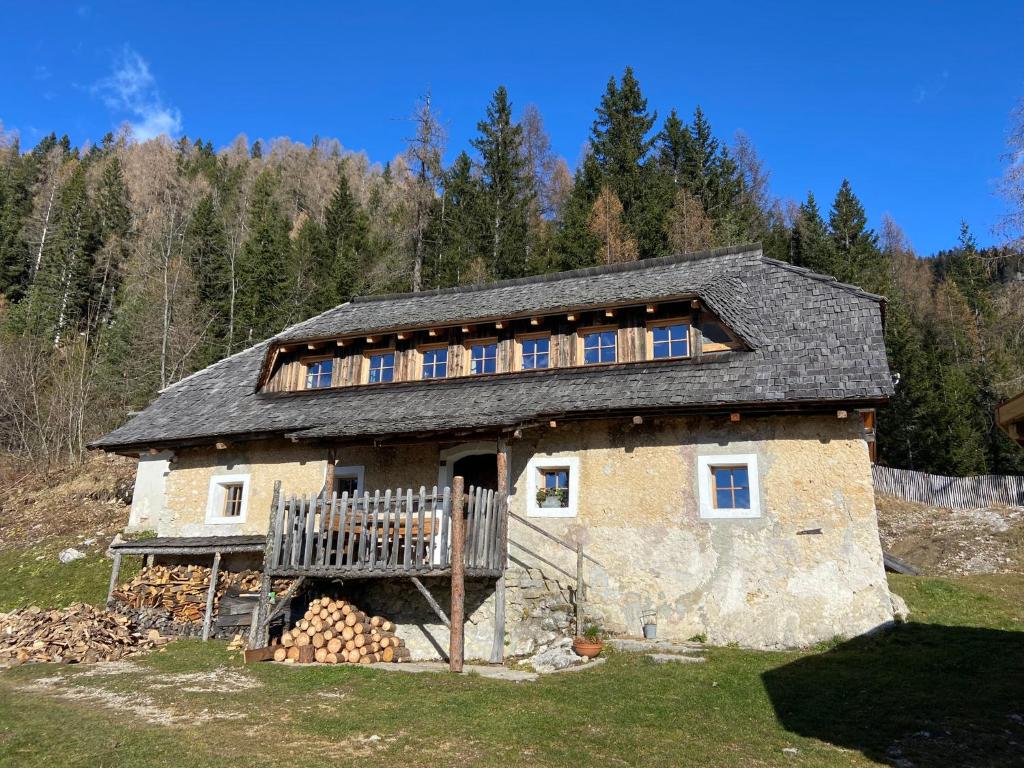 Obiralmhütte Fladung - 3