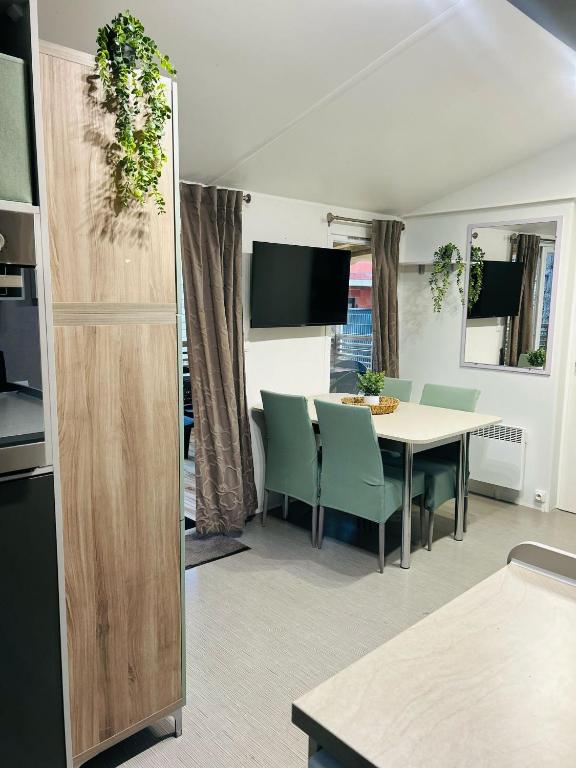 Mobilhome la Carabasse 40m2 6-8 personnes - 2