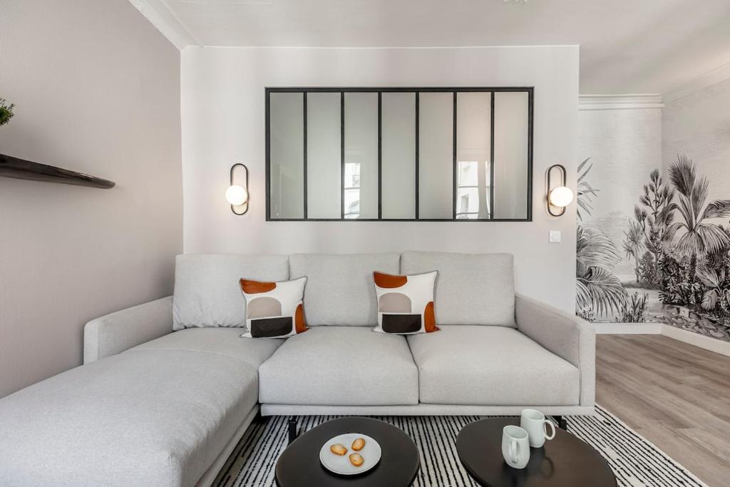 43#Opera # Grand Boulevards # 4BedRooms # Paris 02 # AC - 5