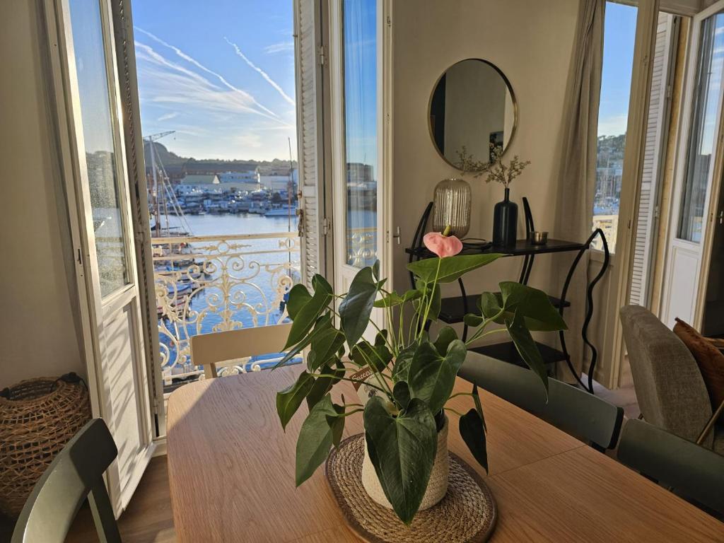 Magnifique 3 chambres, vue sur le port, clim. - 3