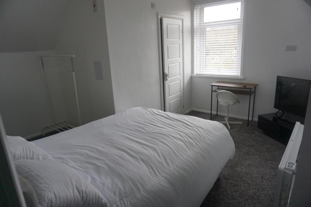 Horsforth Rooms by LBA, Horsforth