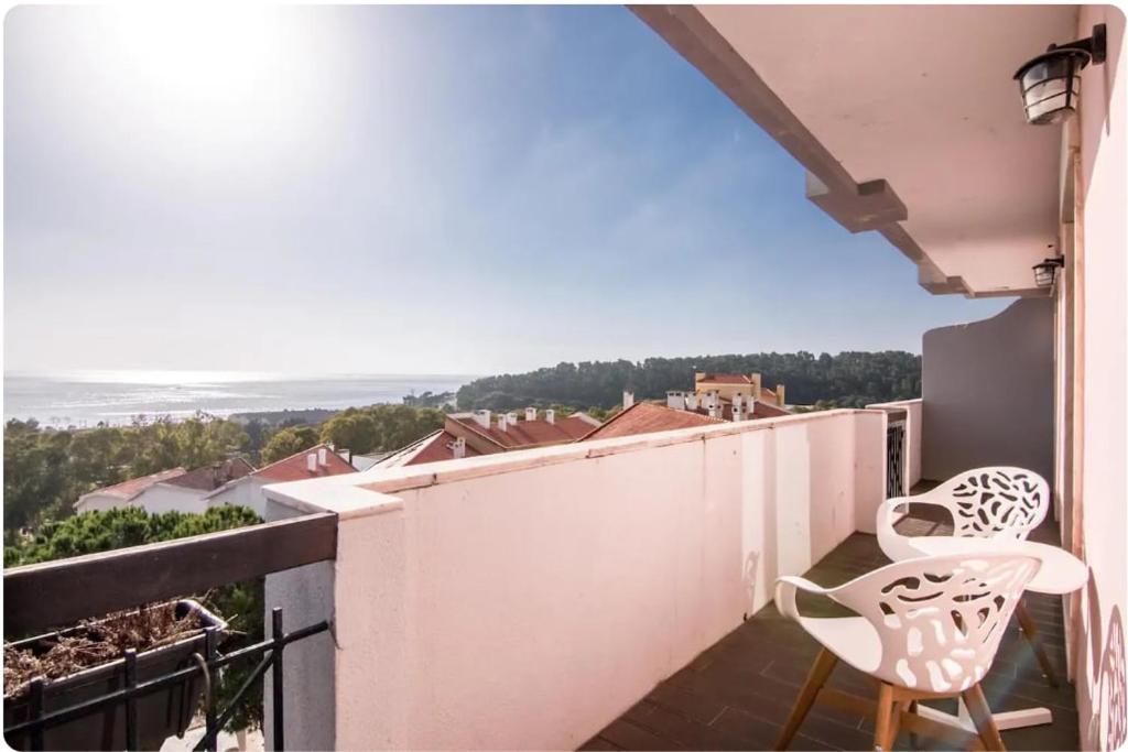 Bright by the Beach - by CoH, Cruz Quebrada