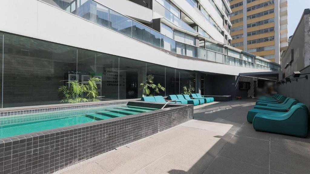 Studio Moderno na Oscar Freire - Ao lado do metrô., São Paulo