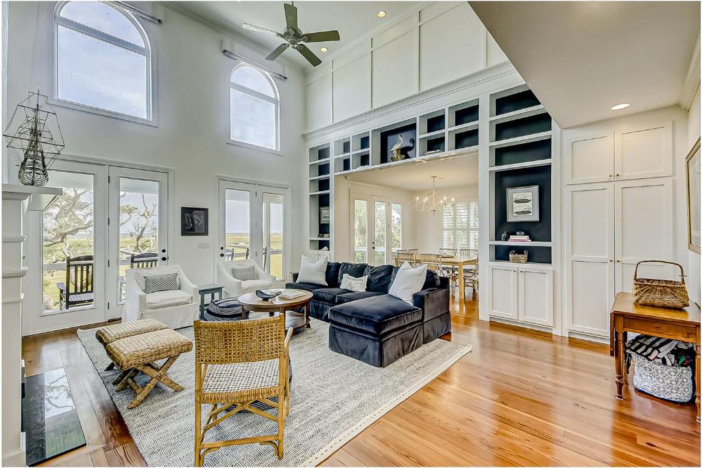 Luna Sea, Edisto Beach