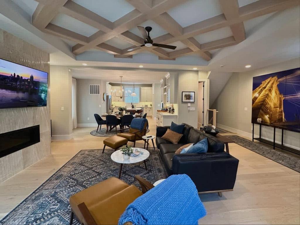 Mt Adams Adventure, Cincinnati