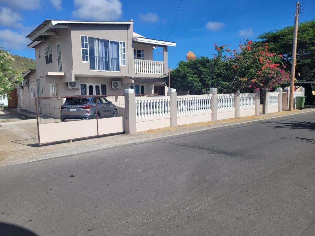 Stroop's Bliss & Comfort, Lagun