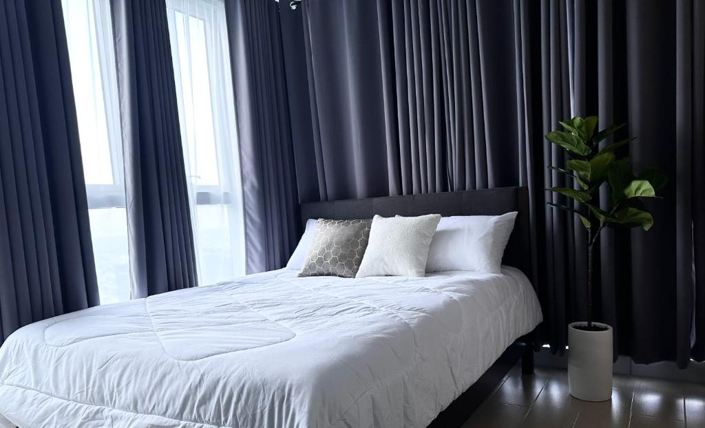 City Lights Apartment in BGC, Manila
